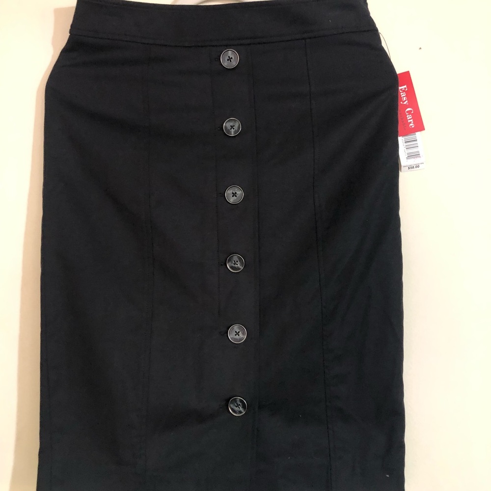 Rafaella skirt size four